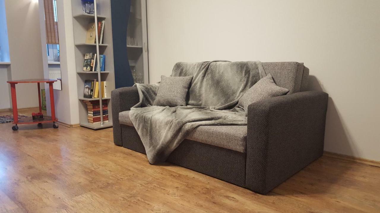 Flat In Front Of Station Appartement *